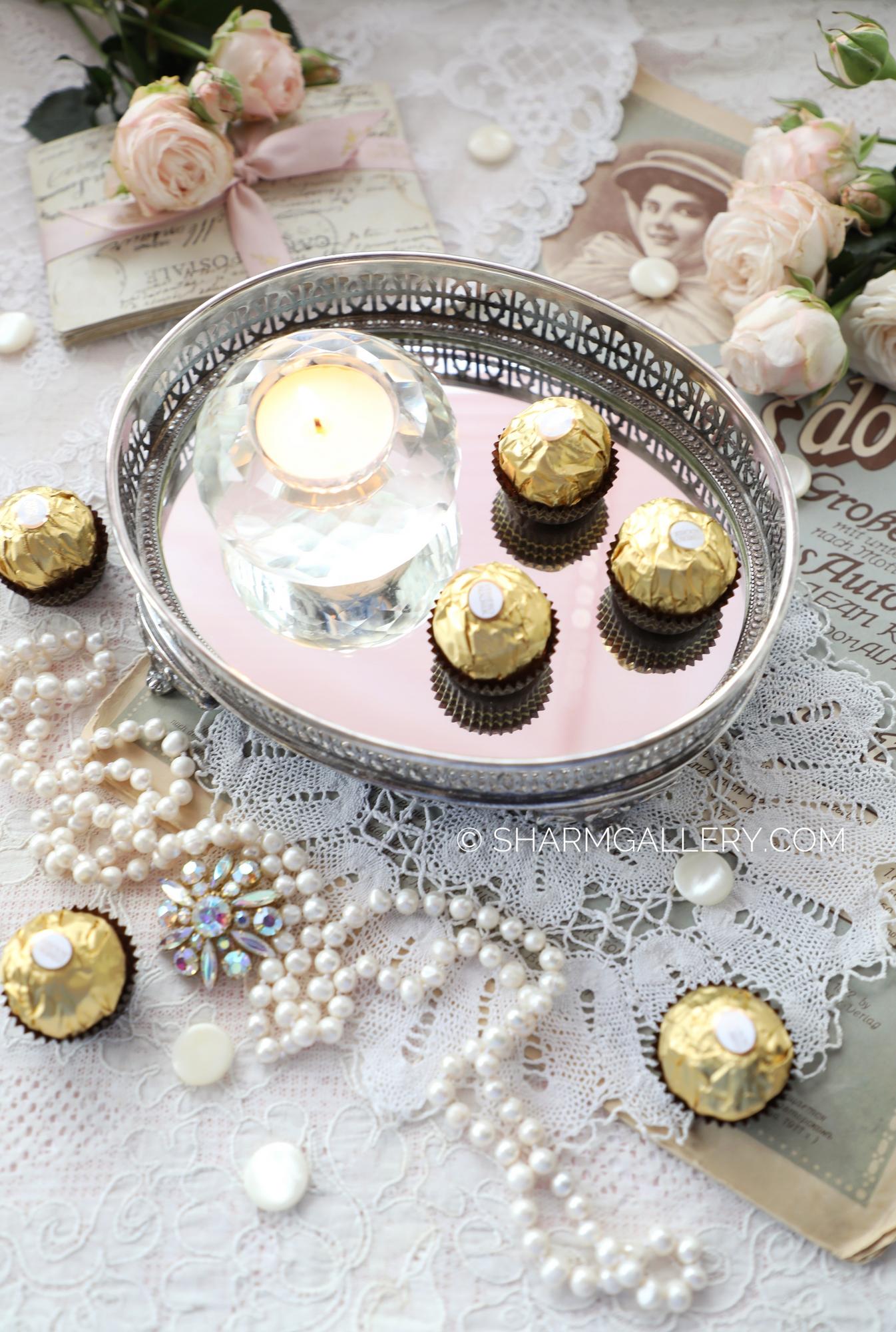 Поднос зеркальный овальный на ножках, серебрение, Англия