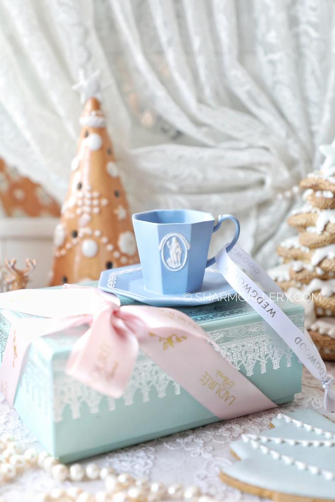 Елочная игрушка посуда в миниатюре “Чайная пара“ голубой бисквитный фарфор Веджвуд/Wedgwood, Англия.