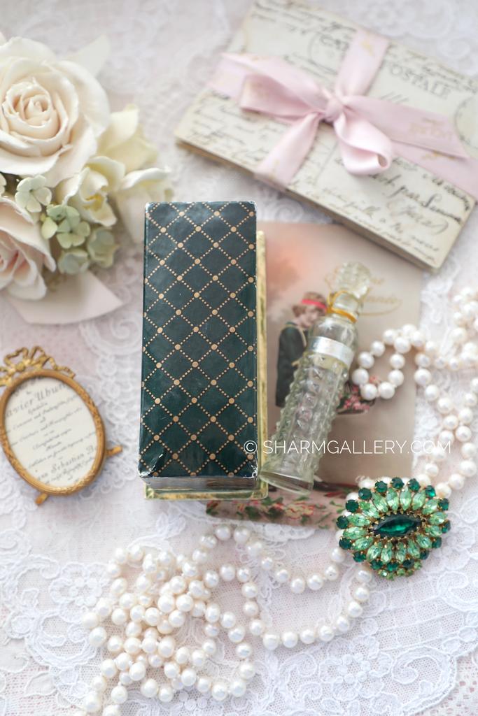 Флакон и коробка от духов "Вечер" ф-ка Новая Заря, СССР.