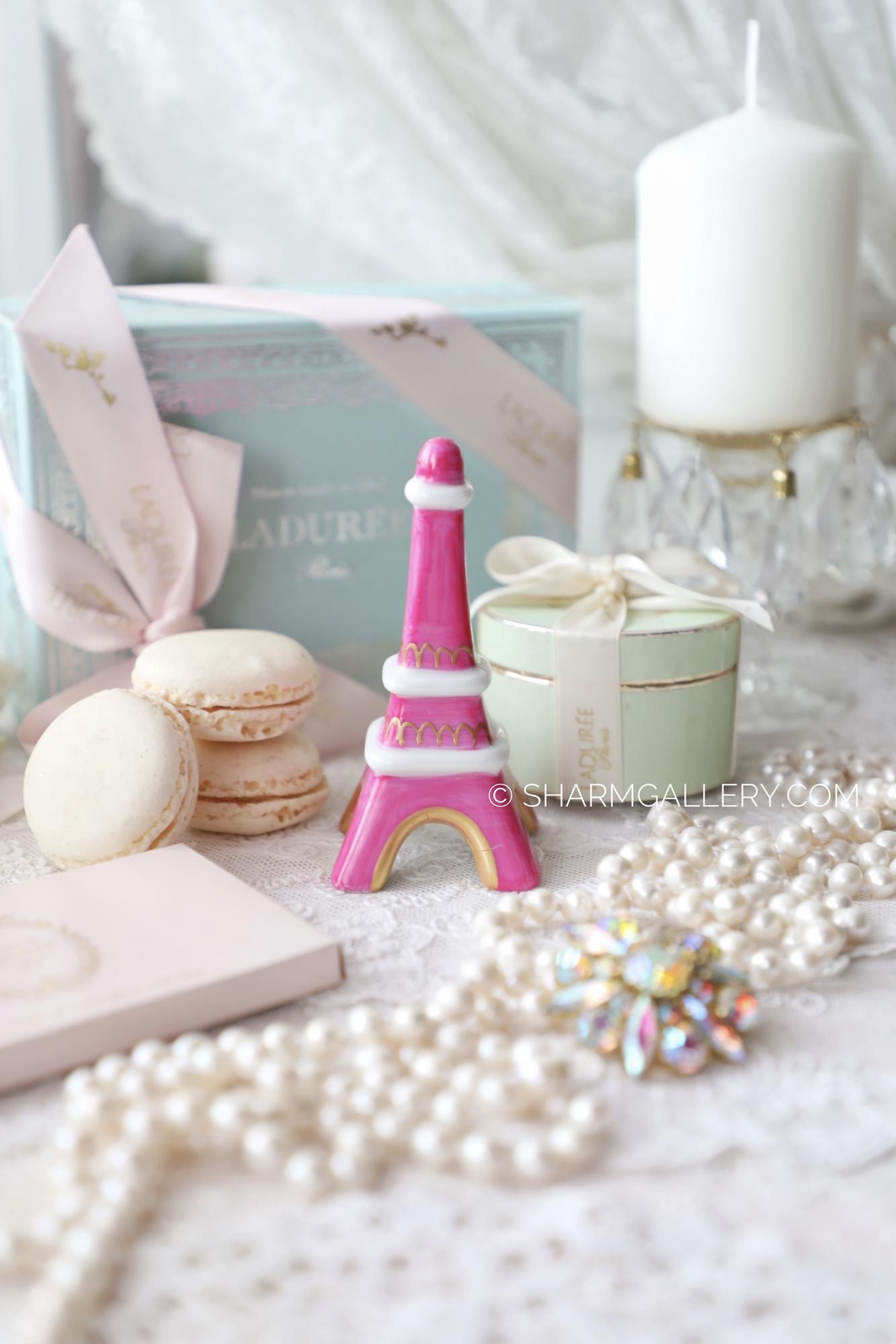 Эйфелева башня 10см., фарфор, роспись, Париж Франция.