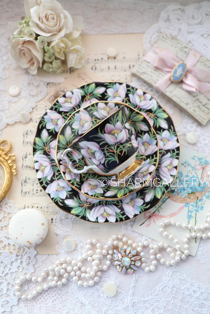 Чайное трио Prairie Crocus Provincial Flowers Цветы Провинции фарфор Royal Albert Англия 1975г.