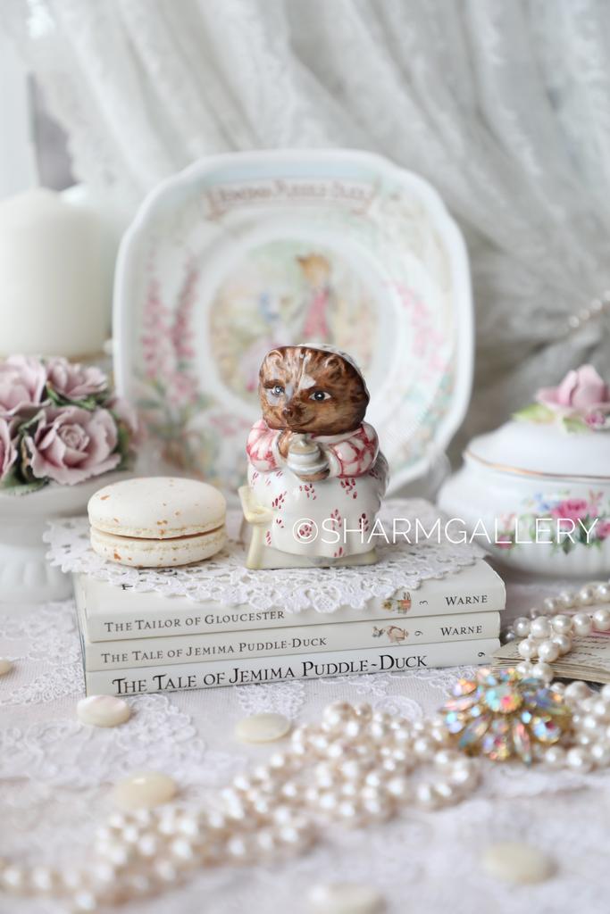 Ежик, Ежиха Mrs. Tiggy Winkle Takes Tea, Beatrix Potter, Royal Albert Англия 1989г.