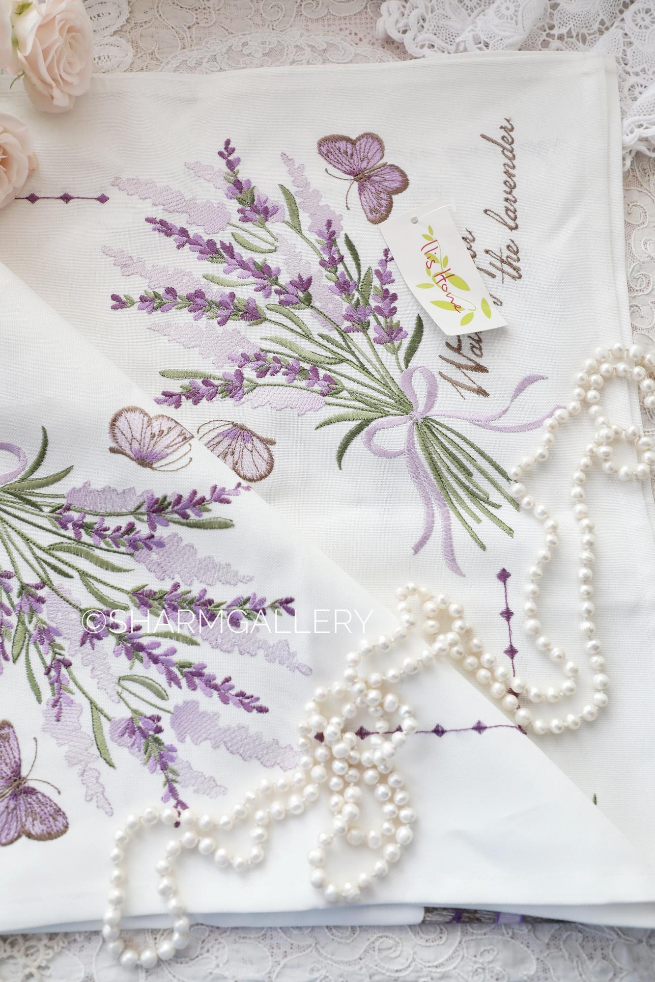 Чайная скатерть/салфетка 82см. с вышивкой «Лаванда»