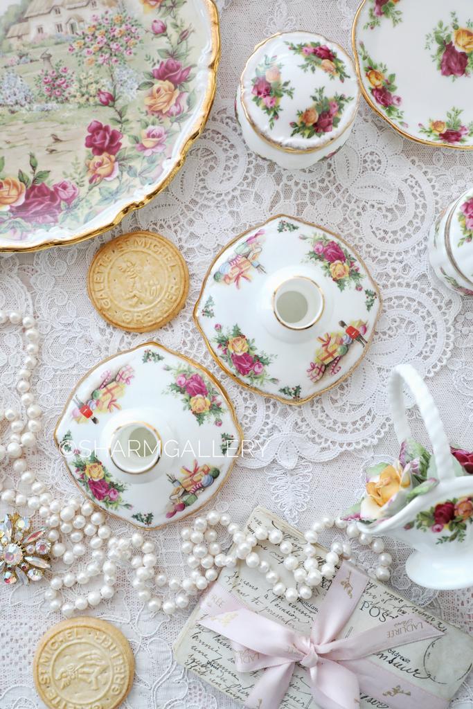 Редкость! Пара новогодних подсвечников «Christmas Magic» Old Country Roses фарфор Royal Albert Англия 1990г.