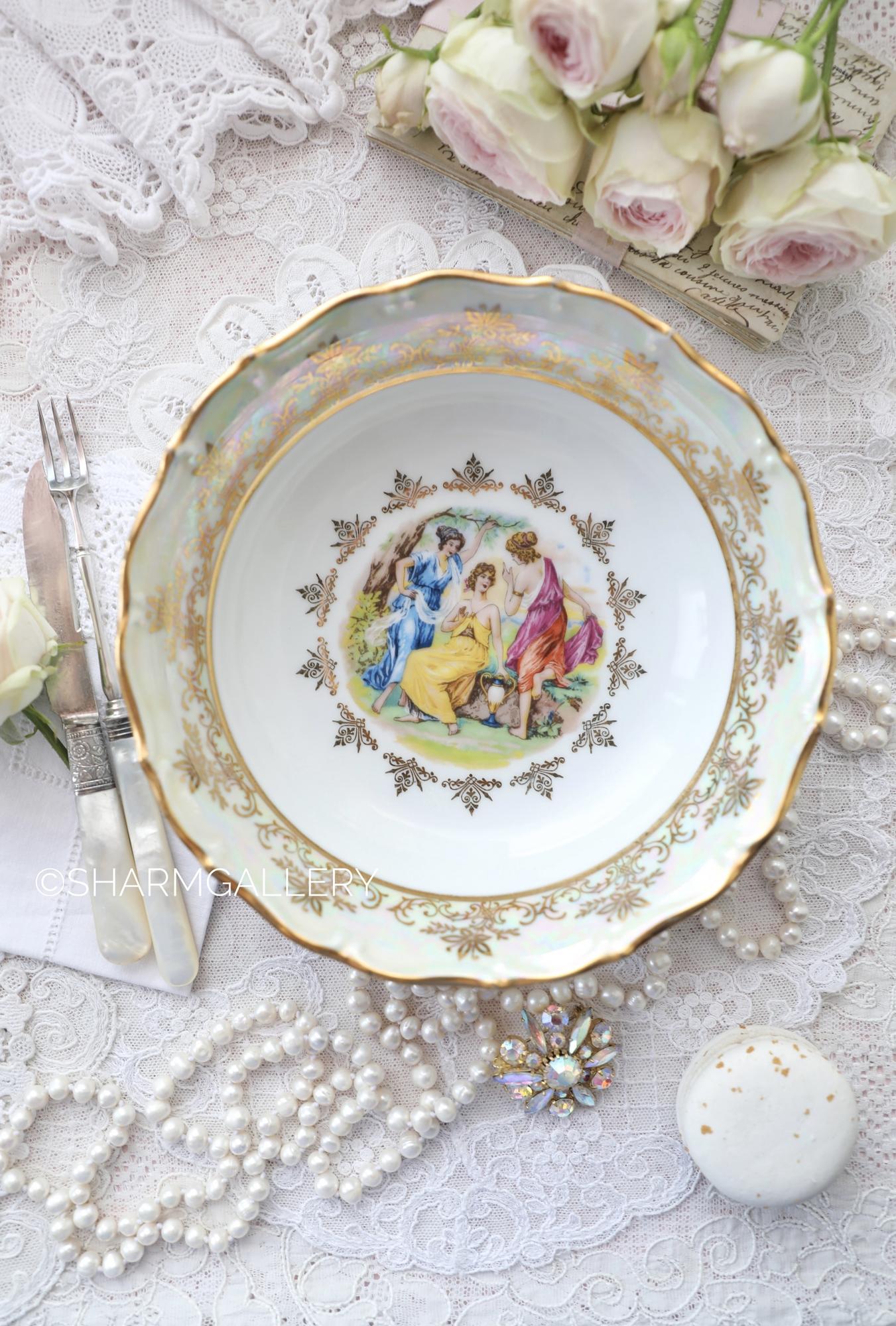 Салатник "Мадонна" 19см. фарфор Carlsbad Карлсбад Чехия.