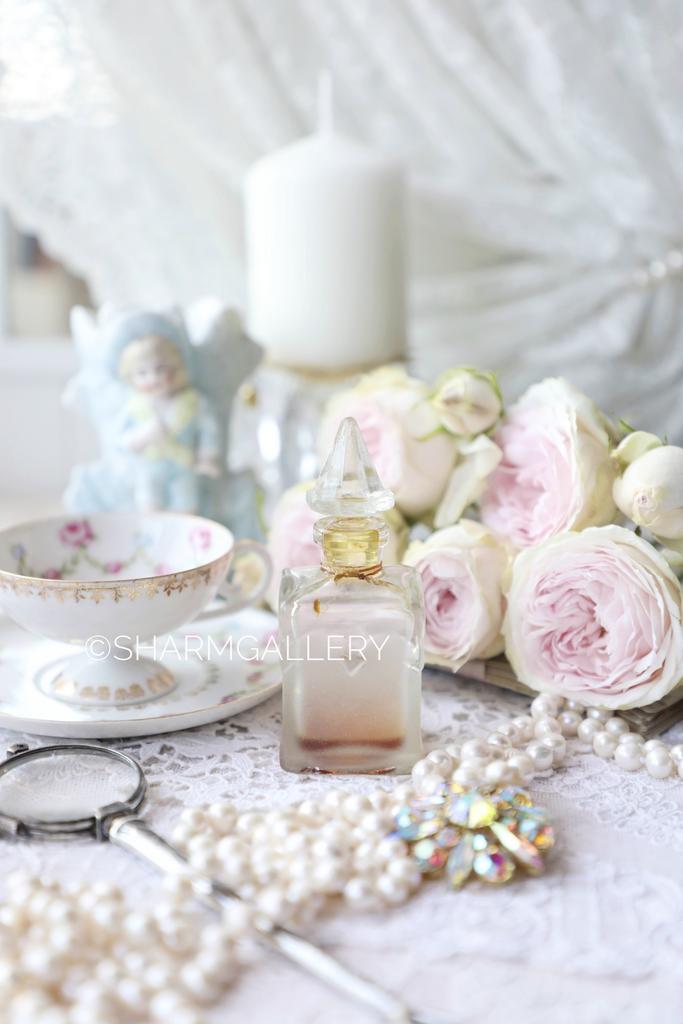 Флакон от духов "Черный ларец" стекло СССР.