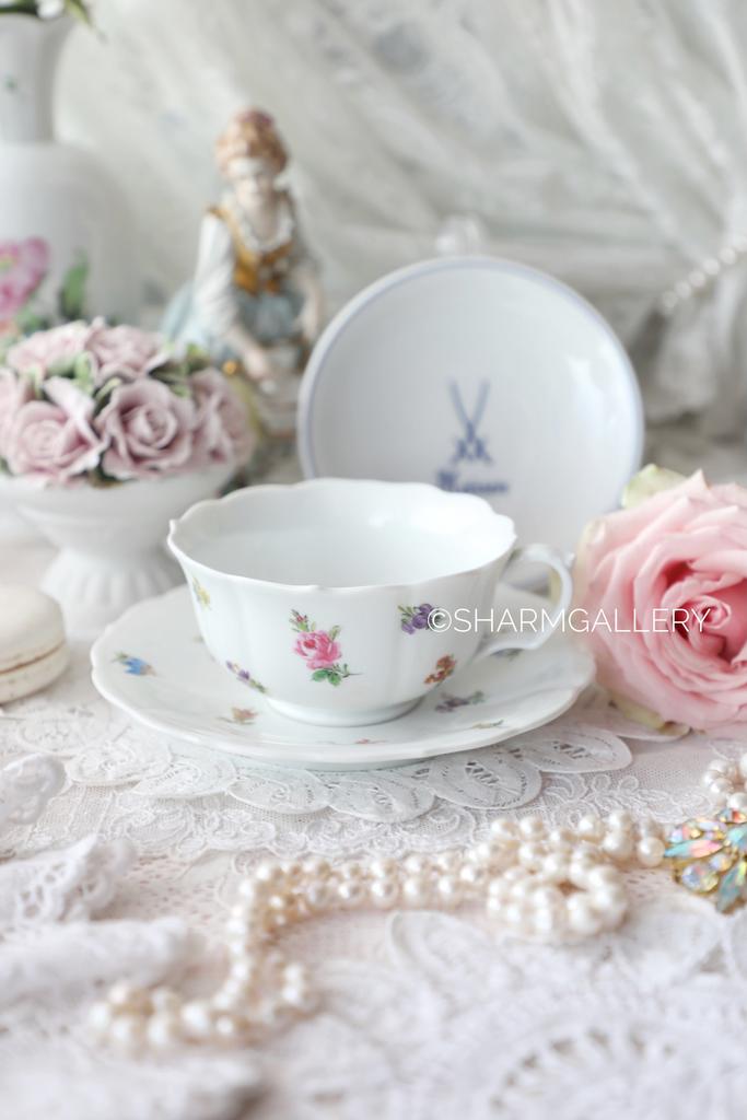 Уценка! Антикварная чайная пара «Мелкие цветы» объем 200мл, фарфор Meissen Мейсен Германия