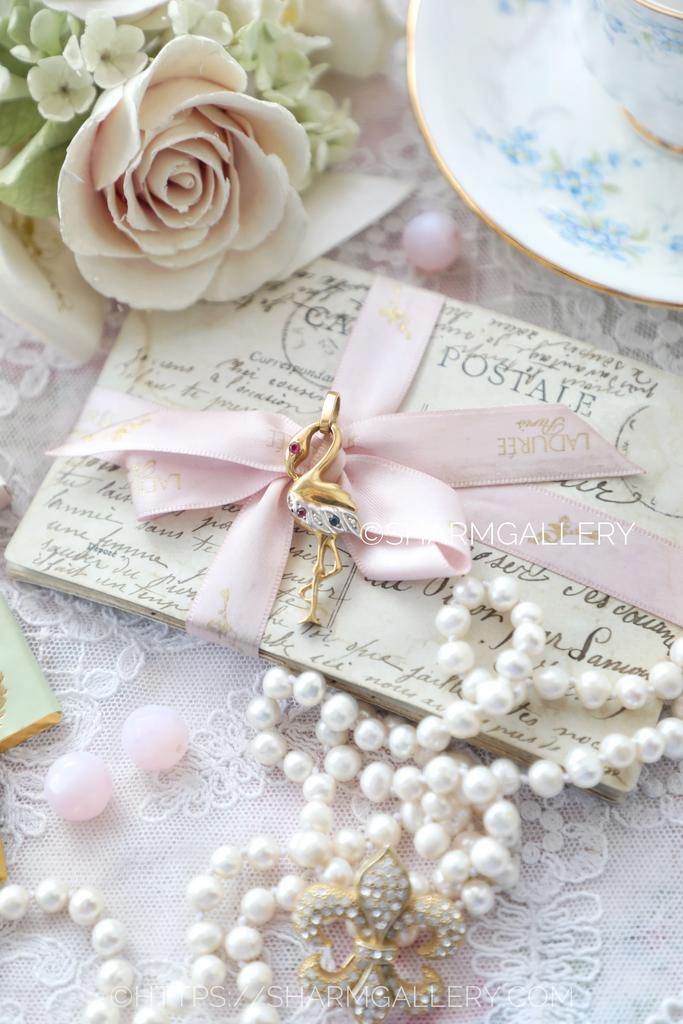 Кулон «Фламинго» вставка сапфир, бриллиант, рубин, желтое золото 750пр, выполнено на заказ!