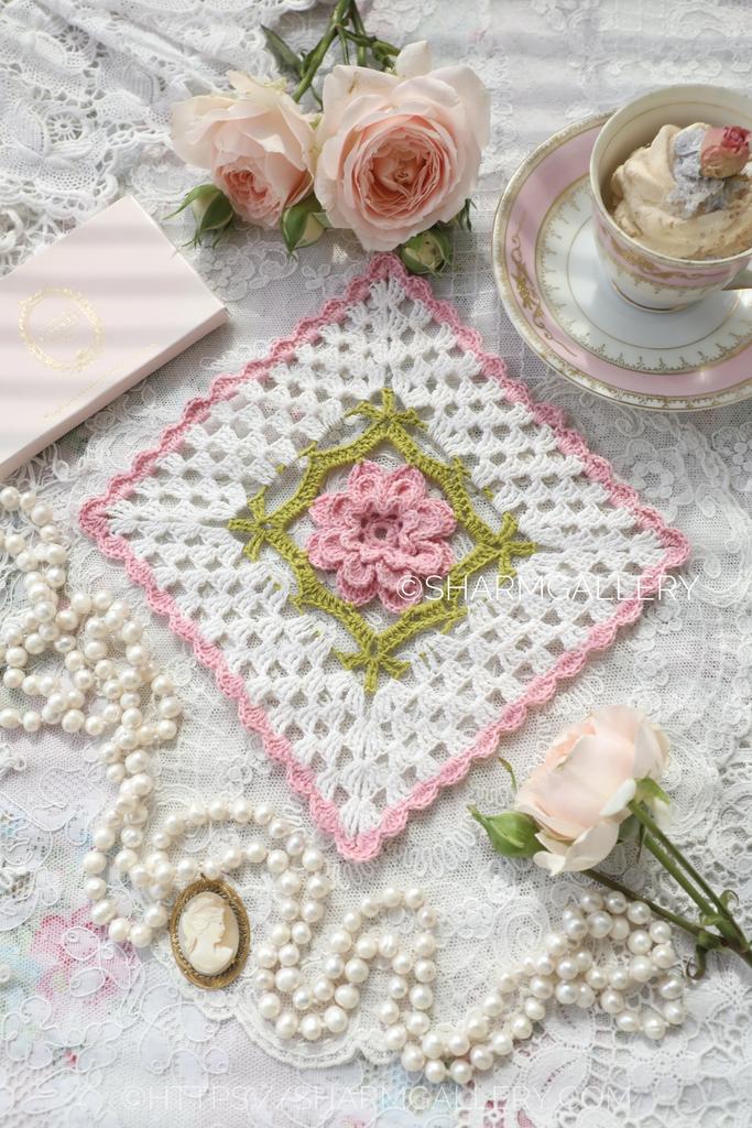 Кружевная салфетка 15см. вязанная крючком Германия №37