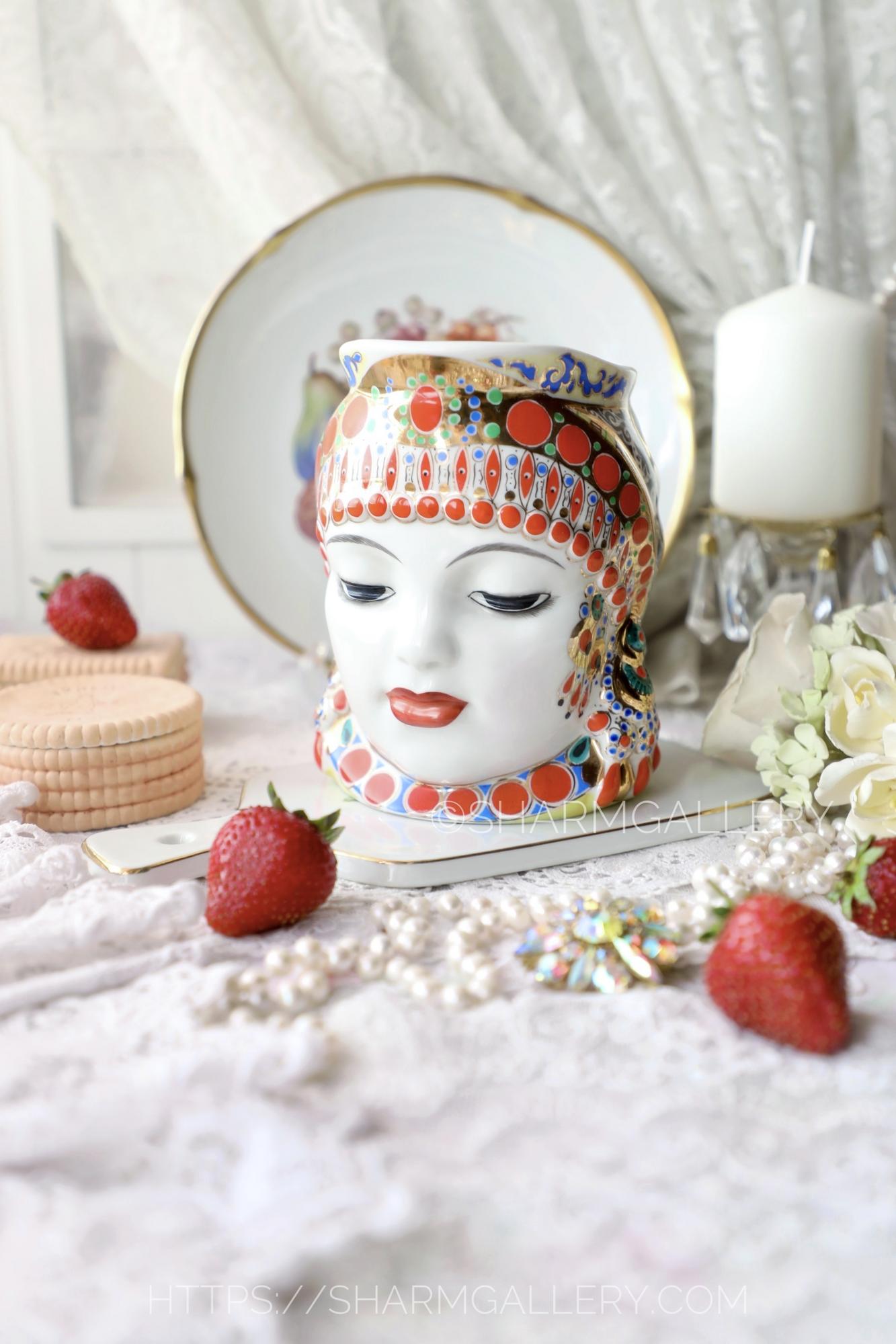 Кружка "Молоко" голова восточной женщины фарфор, роспись ЛФЗ, СССР 1960гг.