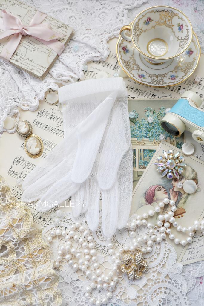 Гипюровые женские белые перчатки, размер 7. Германия.