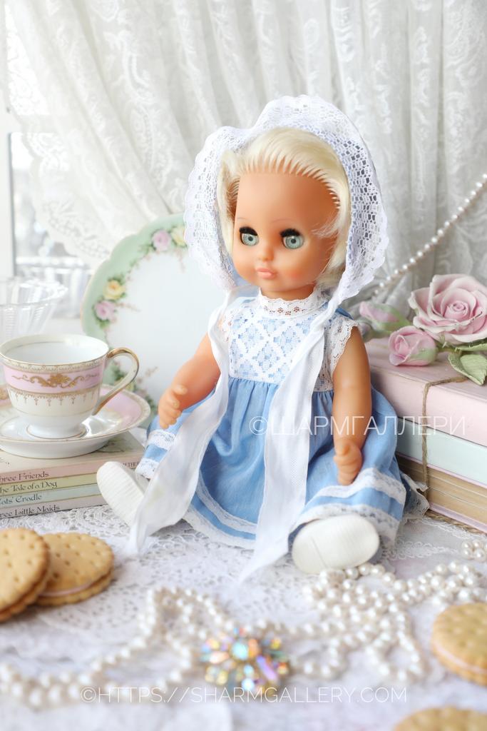 Кукла - малышка блондинка в голубом, 30см., полностью виниловая! ГДР.