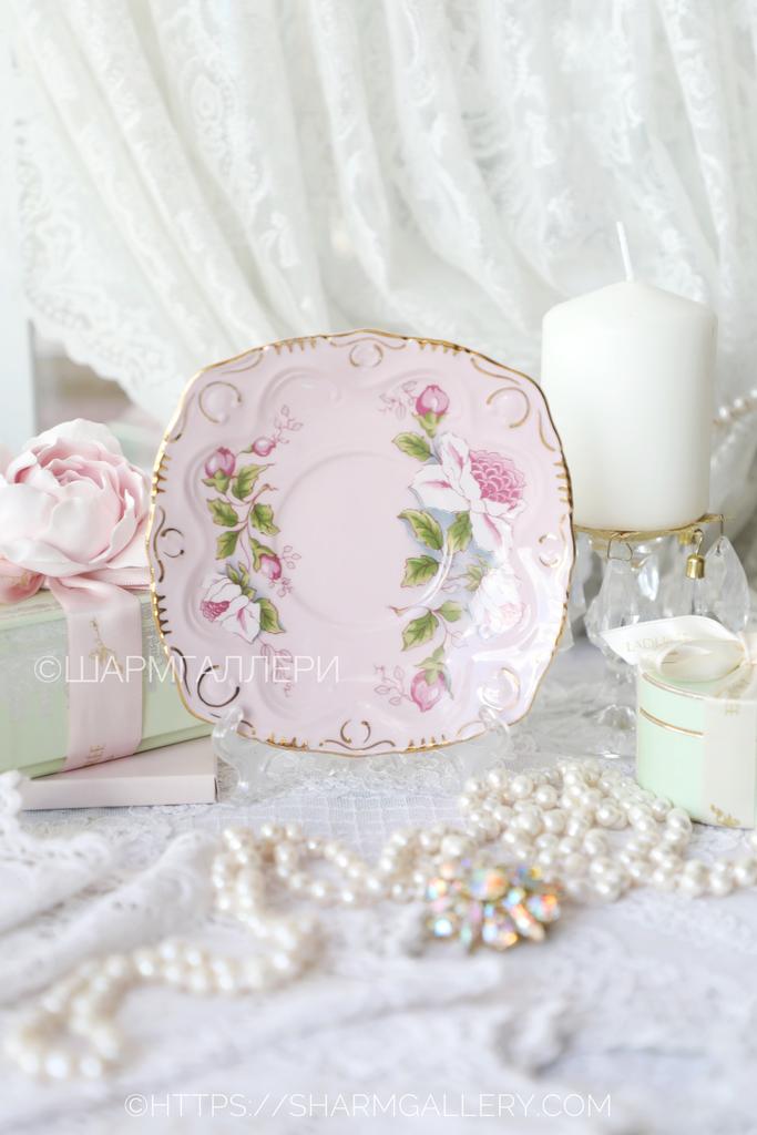 Блюдце чайное квадратное «Роза» розовый фарфор Haas and Czjzek Чехословакия.