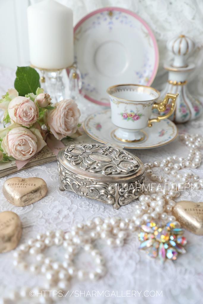 Шкатулка для украшений овальная серебрение "Verа Lucinо" Италия.