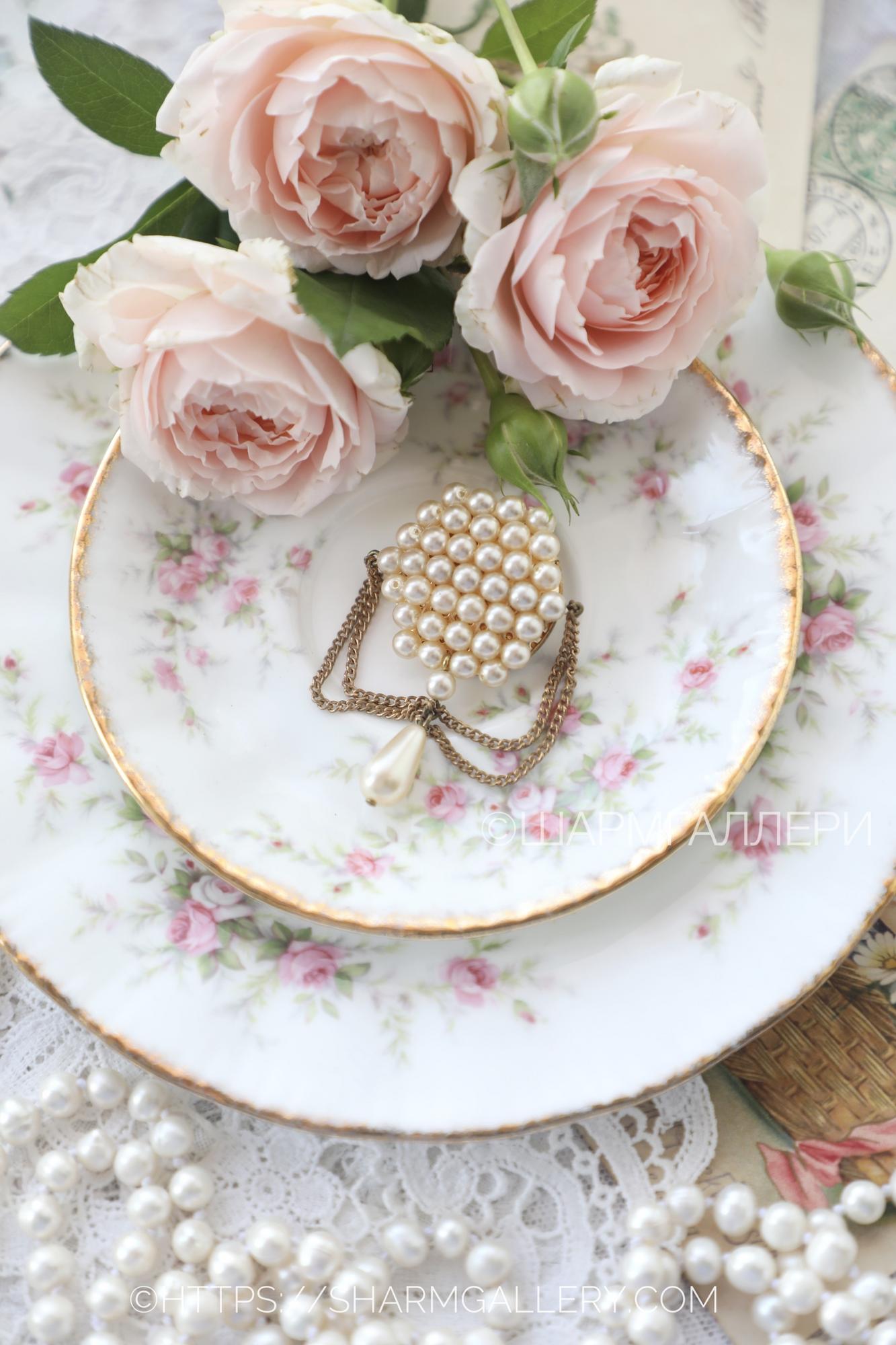 Брошь №28 винтажная брошка «жемчужная» с подвеской. Чехословакия.