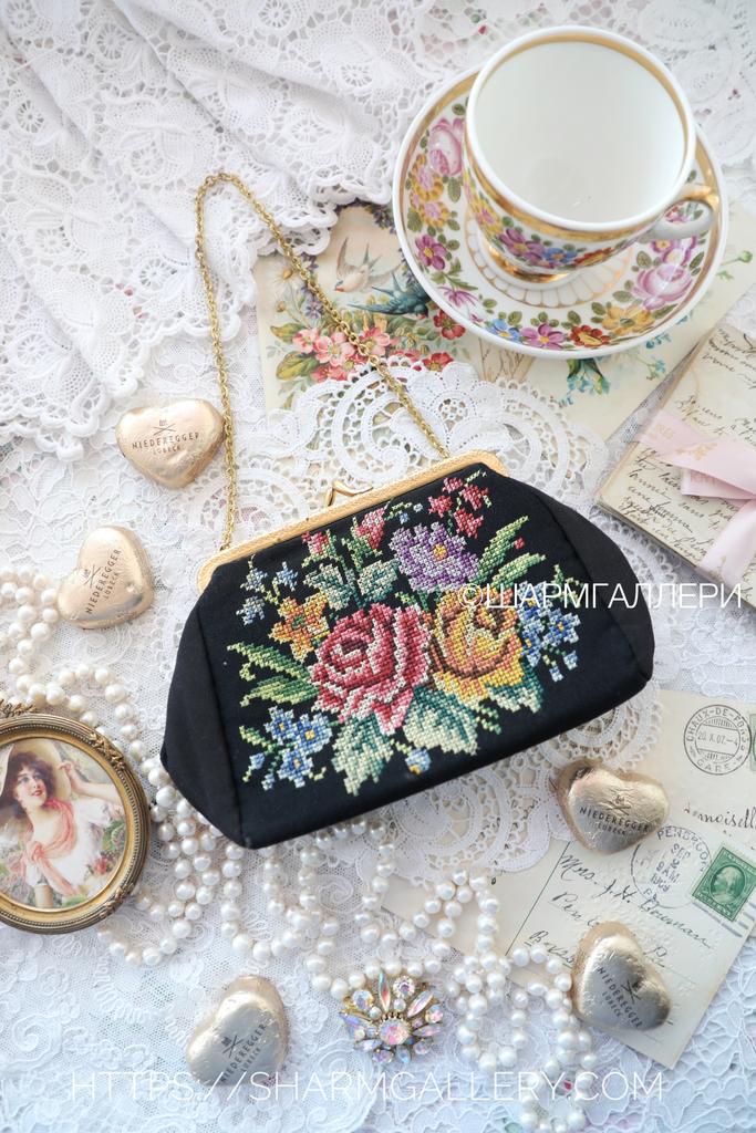 Старинная театральная  сумка, сумочка ридикюль микровышивка Petit Point, Англия.