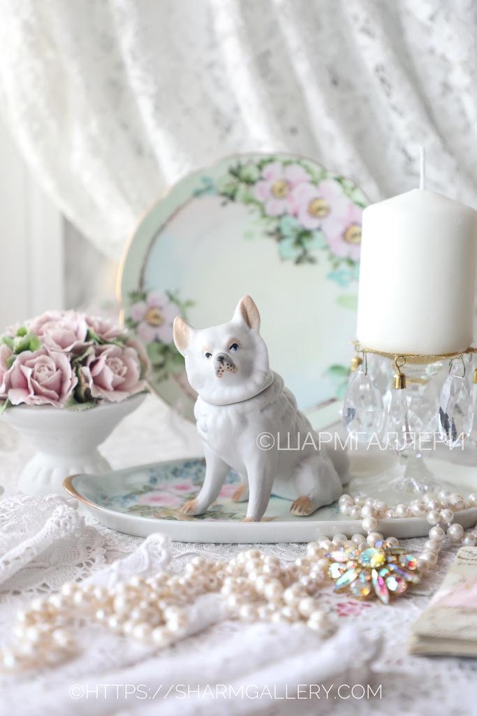 Статуэтка (шкатулка) "Собака" бисквит, роспись «Мануфактуры Гарднеръ в Вербилках» Россия, 1990гг.