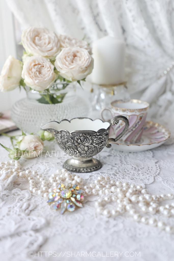 Сливочник «Розы» металл, эмаль. Германия