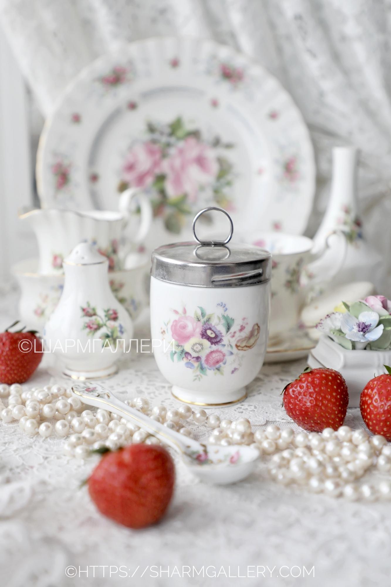 Редкость! Кодлер на 2 яйца «June time» фарфор Coalport, Англия.