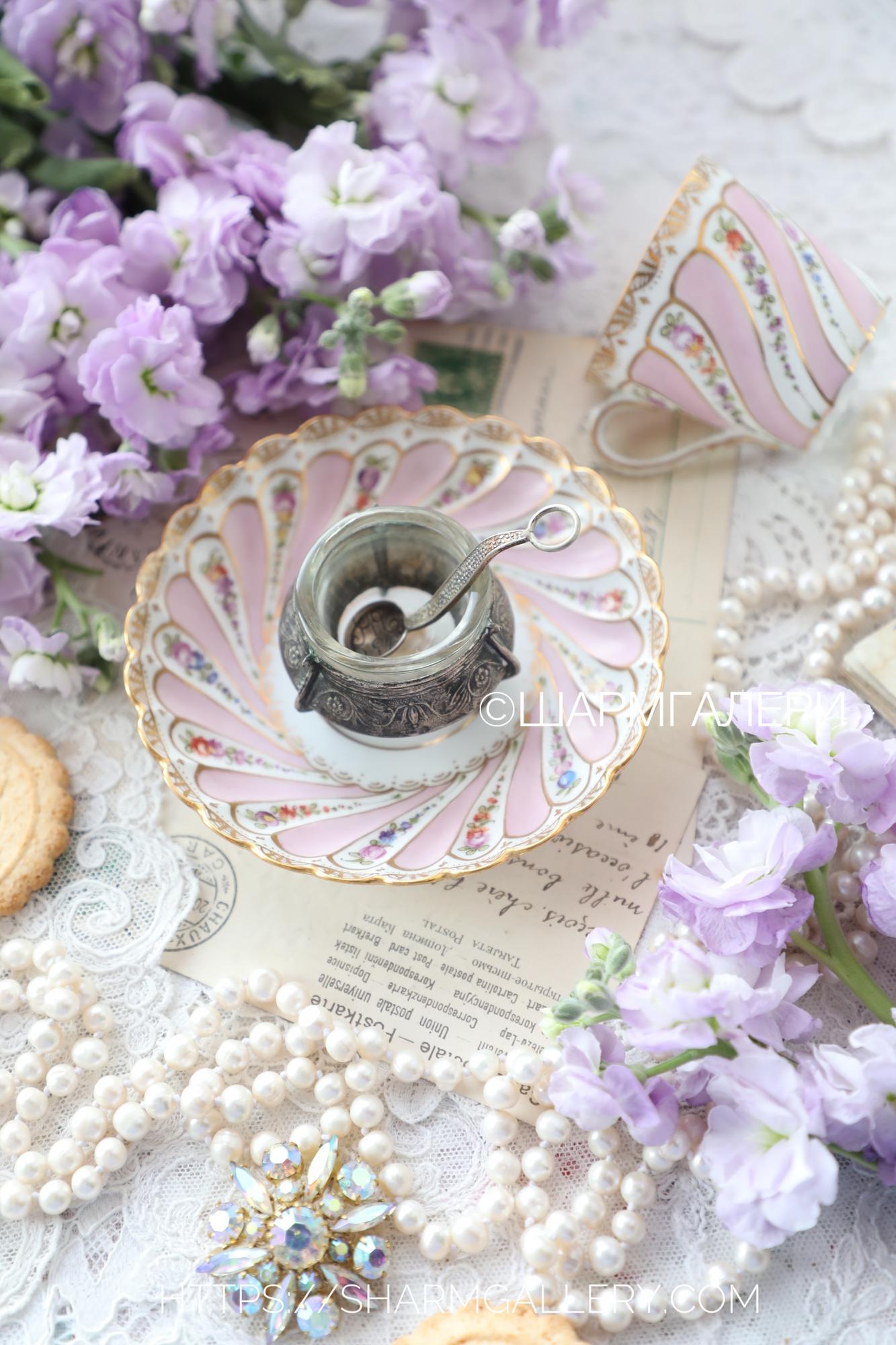 Солонка на ножках с ложечкой, мельхиор, стекло Мастерская художественная фабрика "Ювелир", СССР