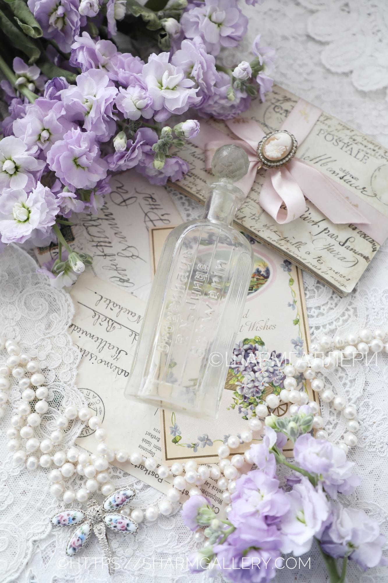 Антикварная Бутылочка/Флакон/Пузырек с  притертой пробкой, стекло. Англия.