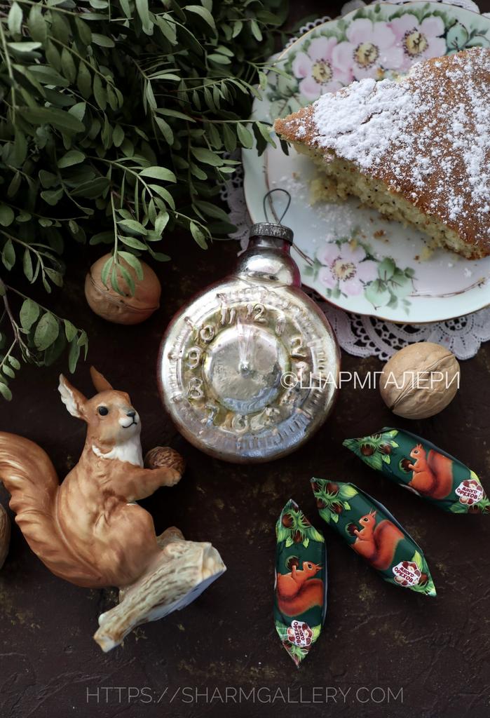 Часы будильник «Без пяти двенадцать» елочная игрушка, стекло, СССР. №9