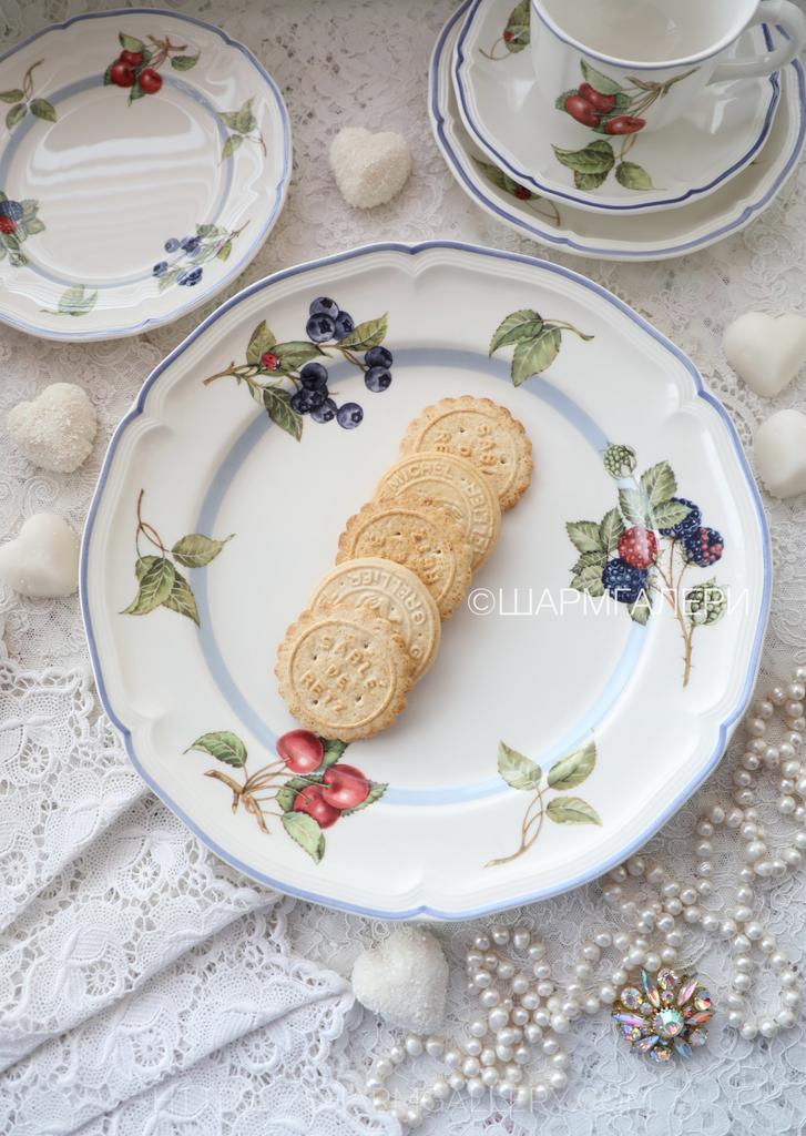 Блюдо «Ягодное» 30см "Cottage ” премиум фарфор Villeroy & Boch Виллерой Бох Германия.