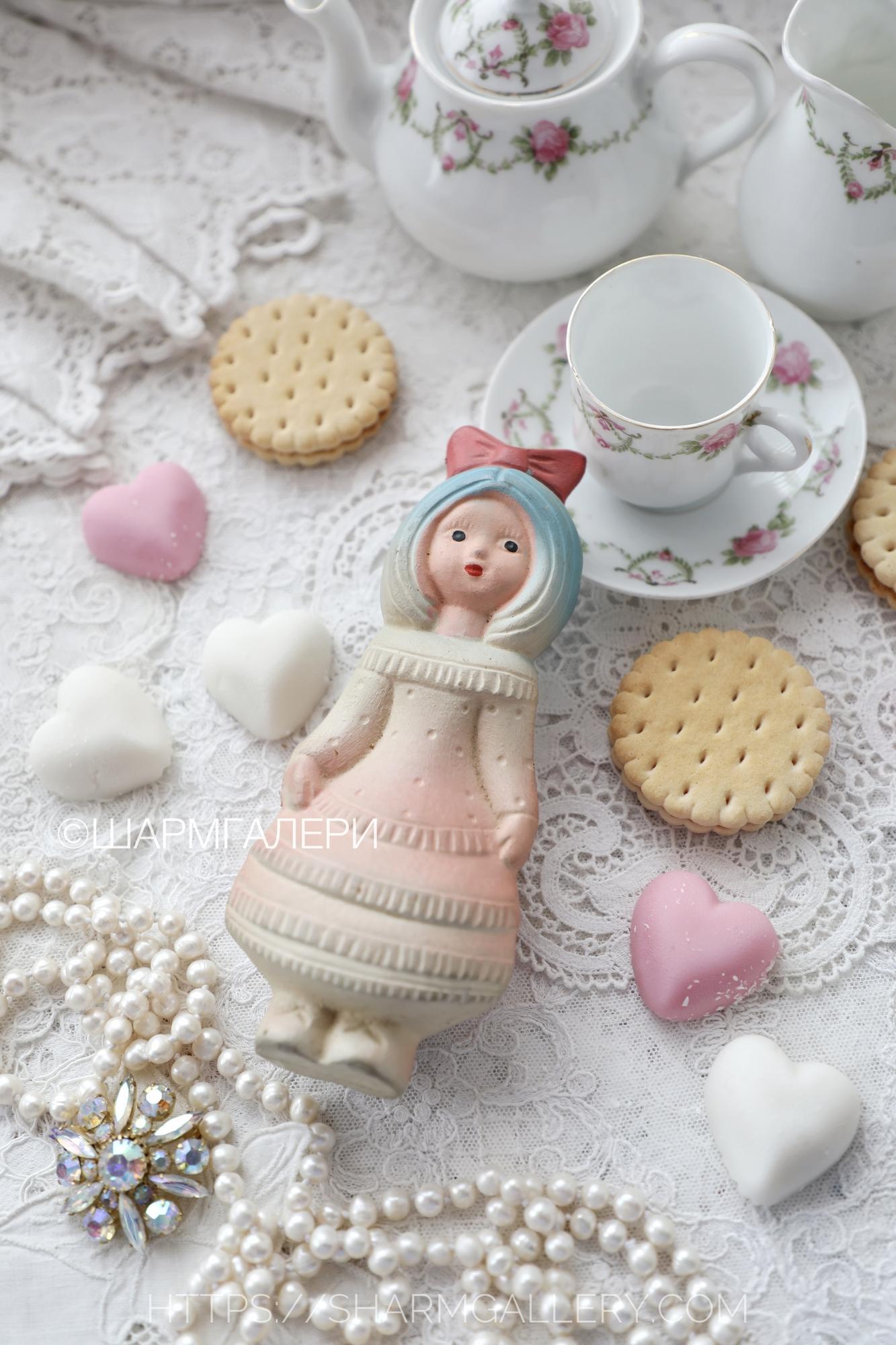 Советская резиновая игрушка с пищалкой "Мальвина" резина СССР.