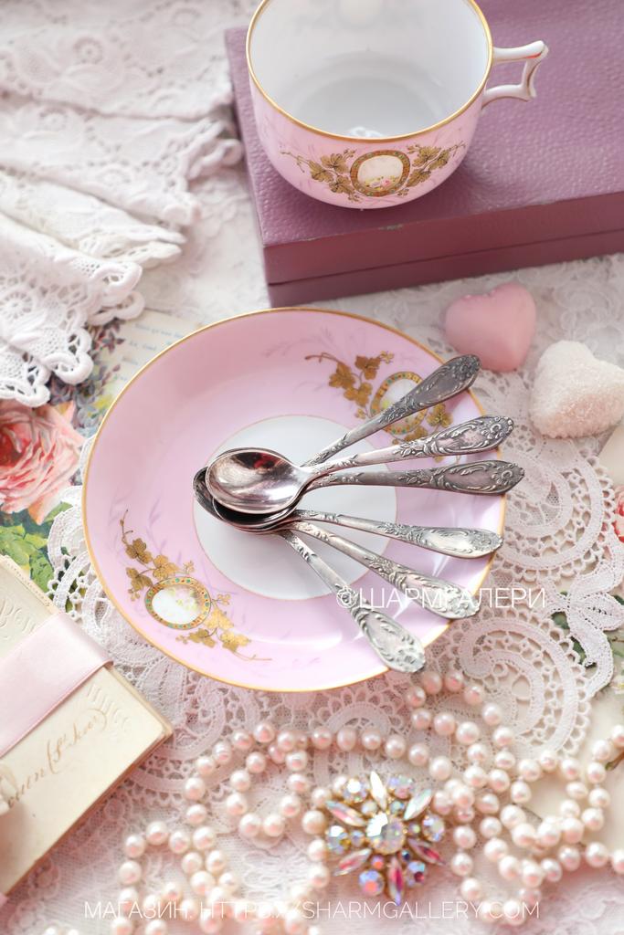 Мельхиоровые кофейные ложки 10,5см. набор №37 в коробке CCCP, ЗИШ.