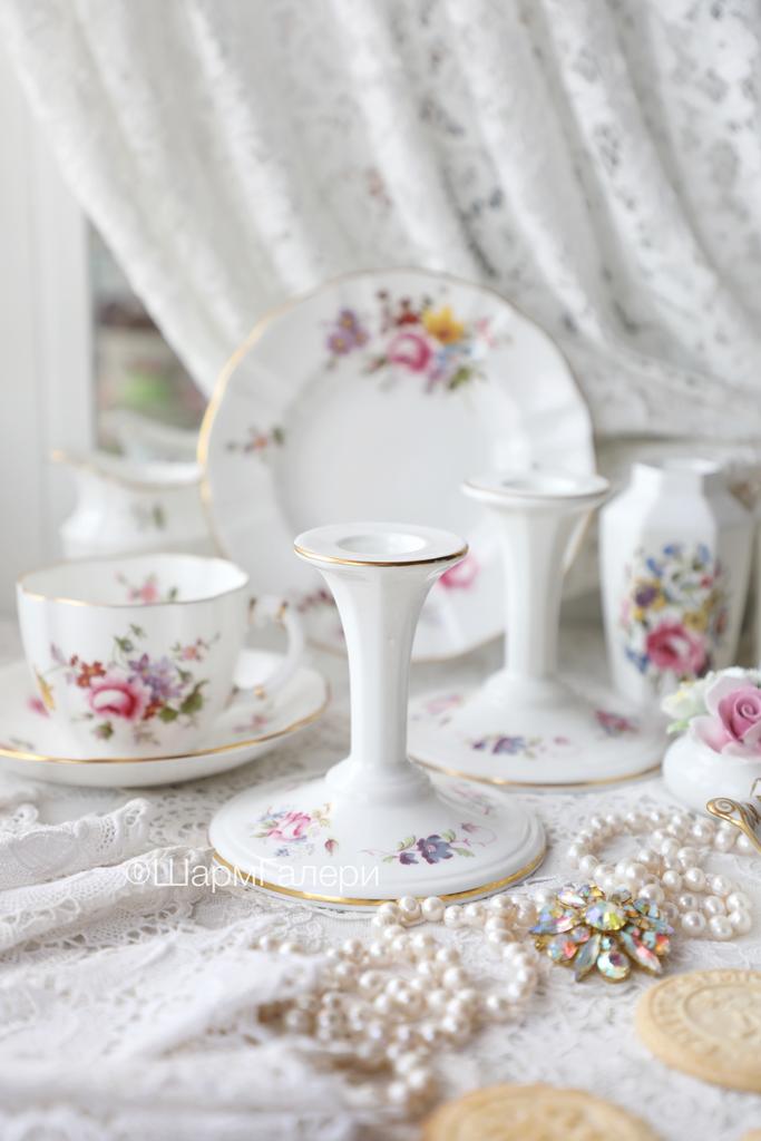 Пара подсвечников «Shrewsbury» костяной фарфор Coalport, Англия