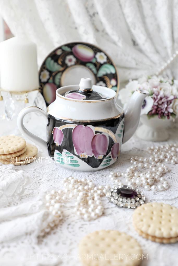 Заварочный чайник «Тюльпаны» 500мл роспись, черное крытье, фарфор Вербилки (Дмитровский фарфоровый завод в Вербилках) СССР №2