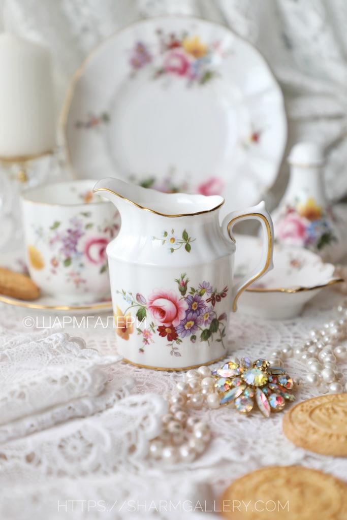 Сливочник/Молочник «Букеты Дерби» Derby Pоsies костяной фарфор Royal Crown Derby Дерби Англия.