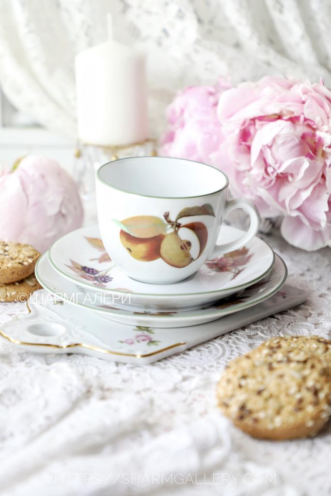 Чайная тройка Фрукты «Еvesham Vale» Ившем фарфор, Royal Worcester Англия.