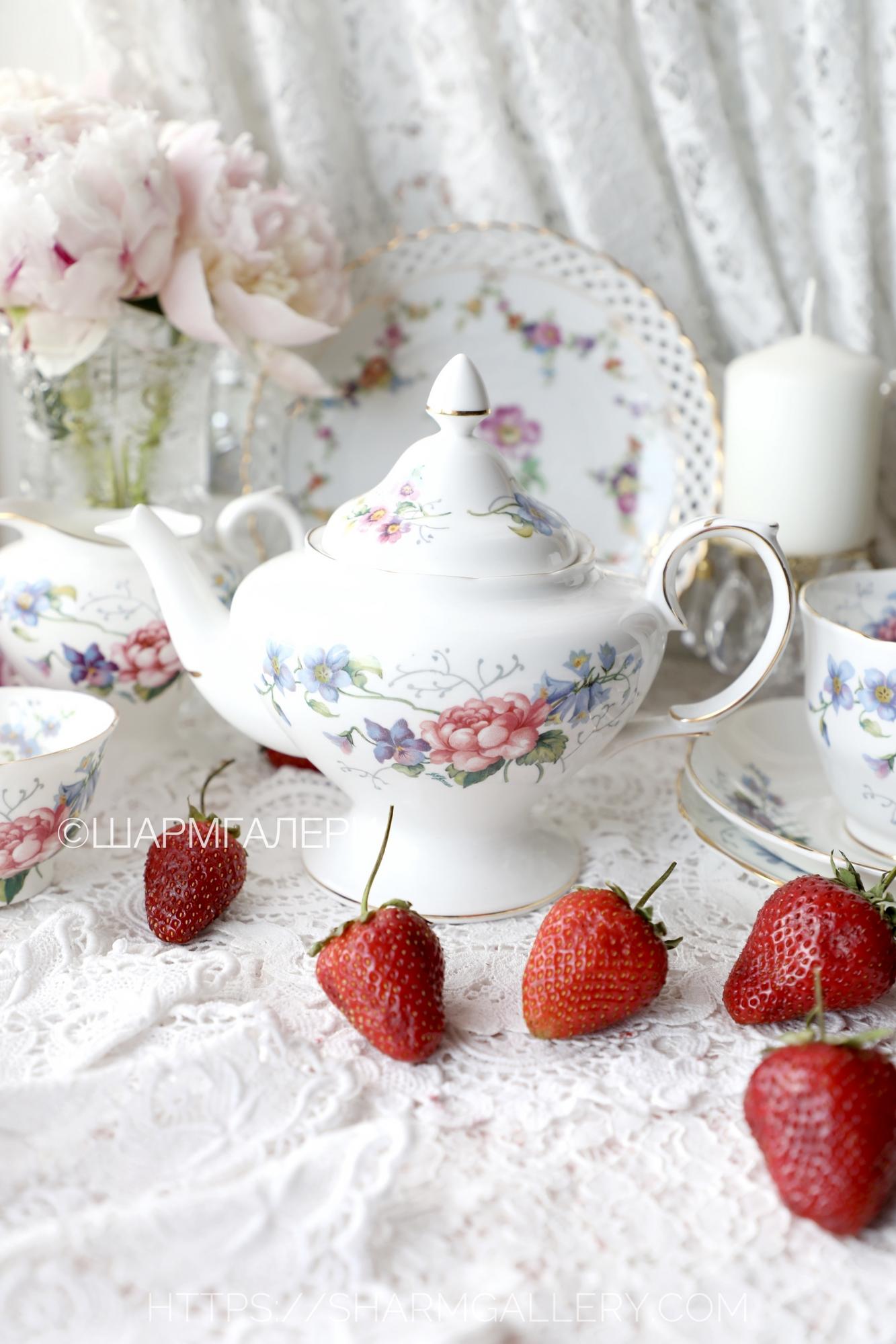 Заварочный чайник «Полевые цветы» 600мл костяной фарфор Crown Staffordshire (Стаффордширская корона) Англия