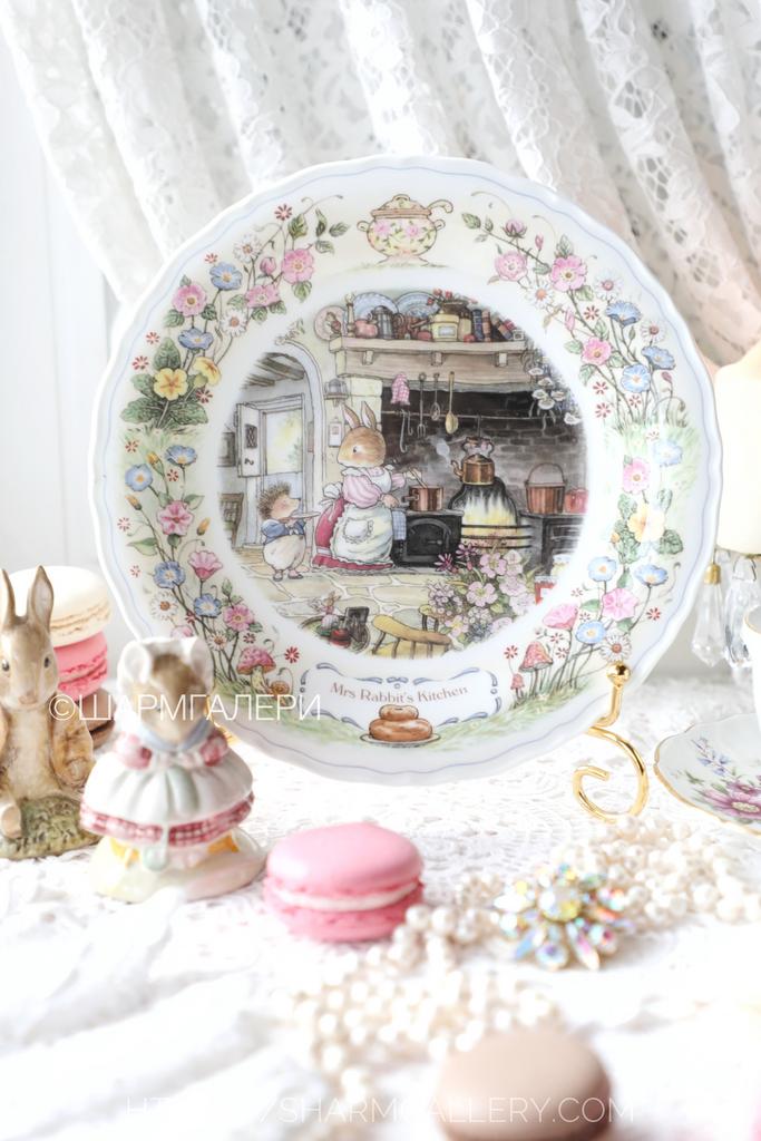 Тарелка «Mrs Rabbit's Kitchen» Foxwood Tales Сказки лисьего леса фарфор Wedgwood Веджвуд Англия - копия