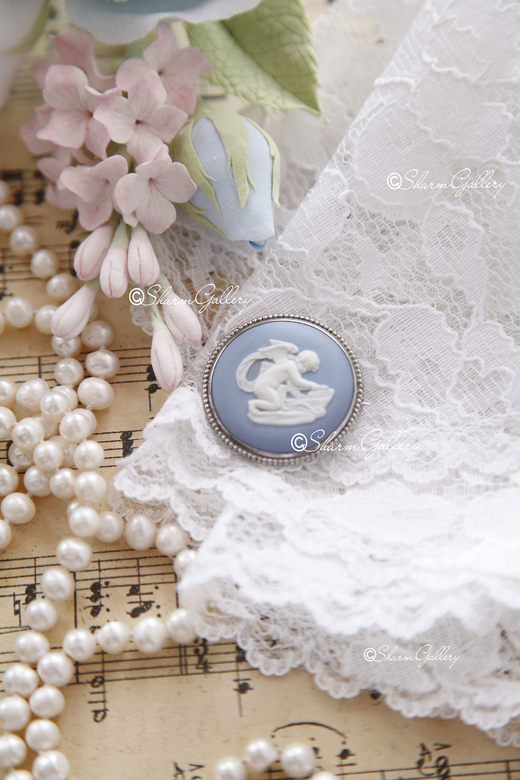 Брошь Амур. Фарфор, серебро. Винтаж, Англия, Wedgwood.