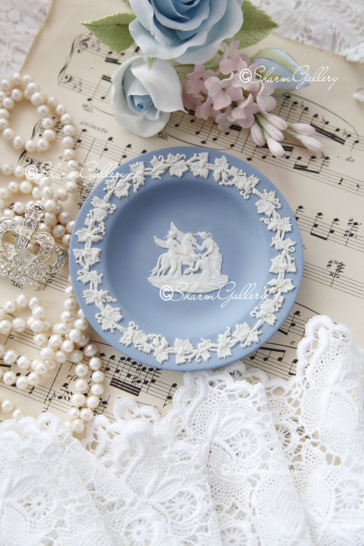 Фарфоровая тарелочка "Купание Пегаса" Англия, Wedgwood.