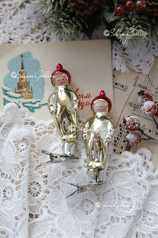 Набор Космонавты. №4. Елочная игрушка, стекло на прищепке, СССР.