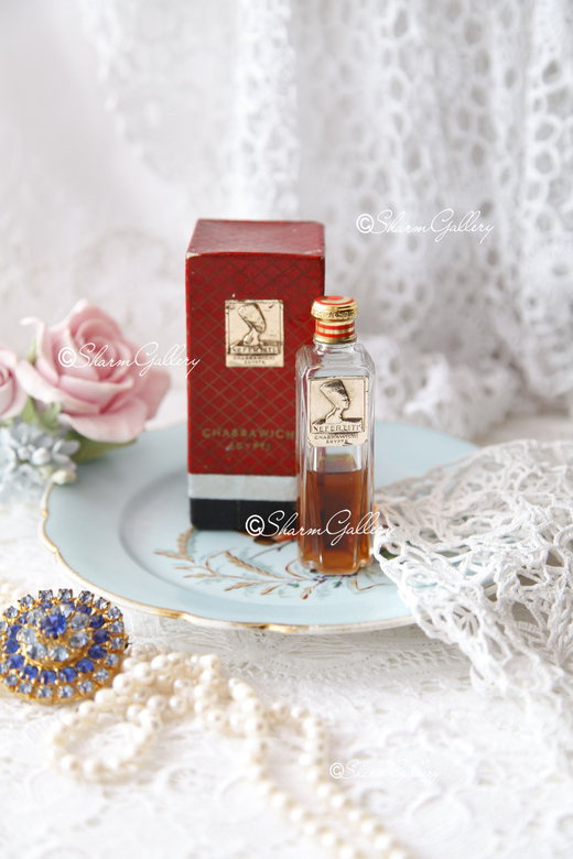 Винтажные духи Нефертити. Nefertiti Chabrawichi. Редкость.