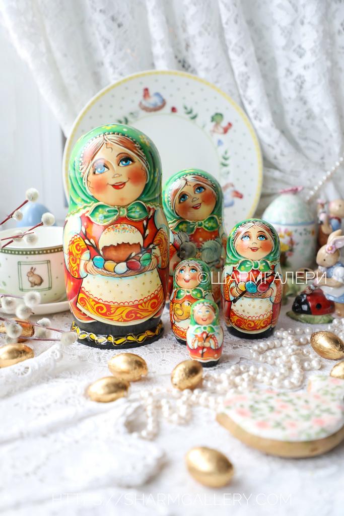 Матрешка ручной работы "Пасха". 5 мест, дерево ручная, авторская роспись. Россия.