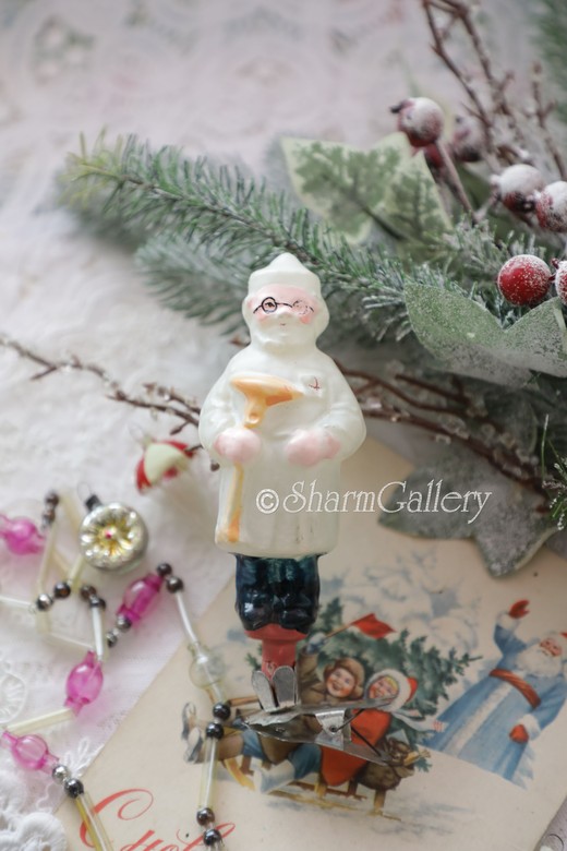 "Доктор Айболит". №4. Старинная елочная игрушка на прищепке.