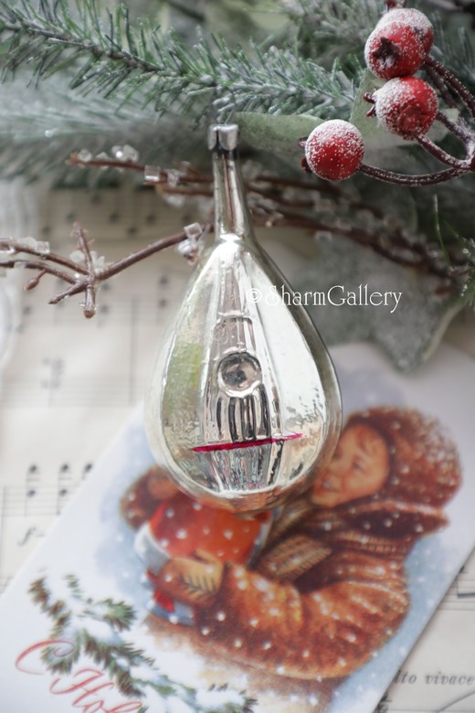 Струнный музыкальный инструмент "Мандолина" советская елочная игрушка , стекло. СССР