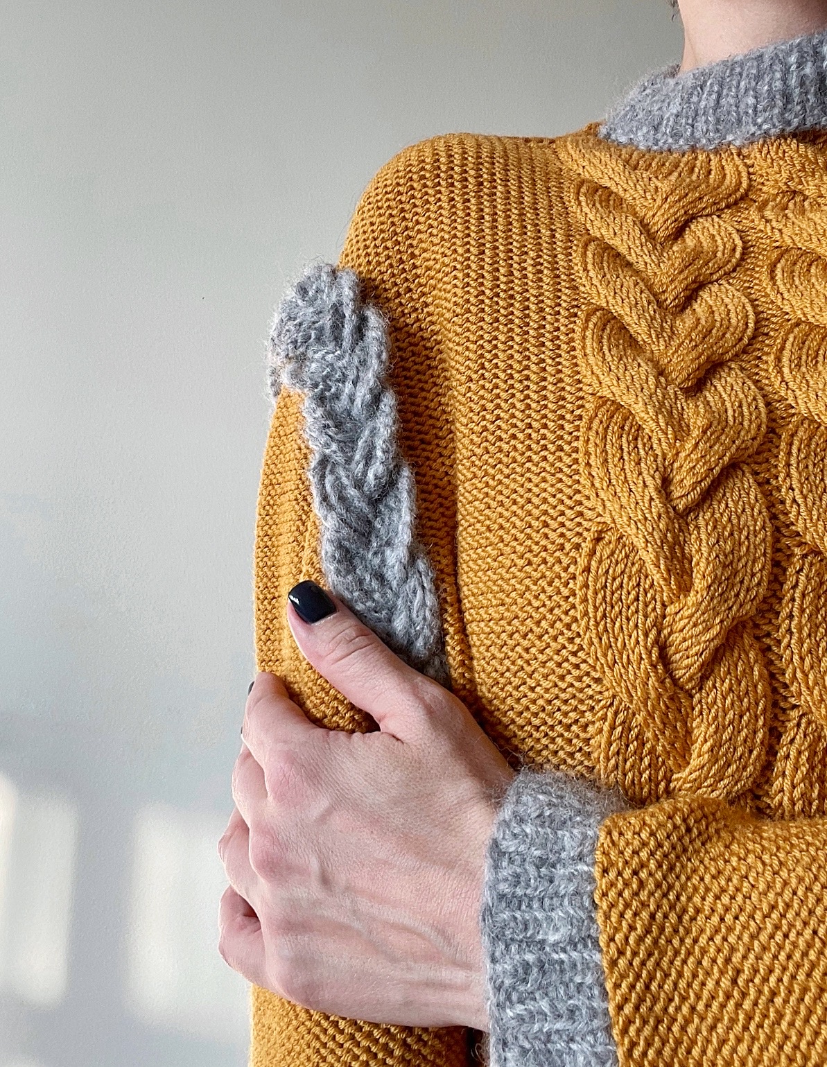 МК CrazyCable Sweater