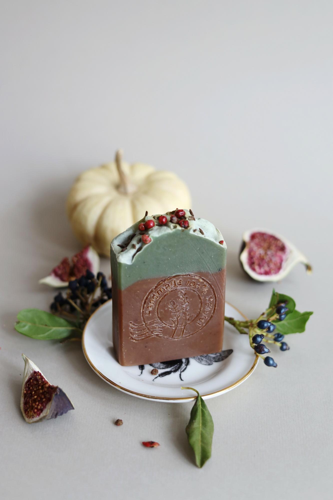 Натуральное мыло "Коктейль: Пряная клюква"