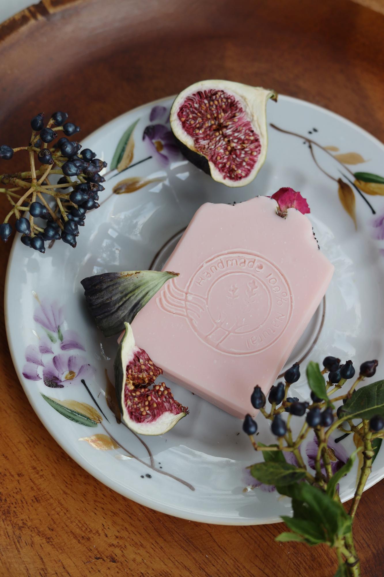 Натуральное мыло "Первое свидание"