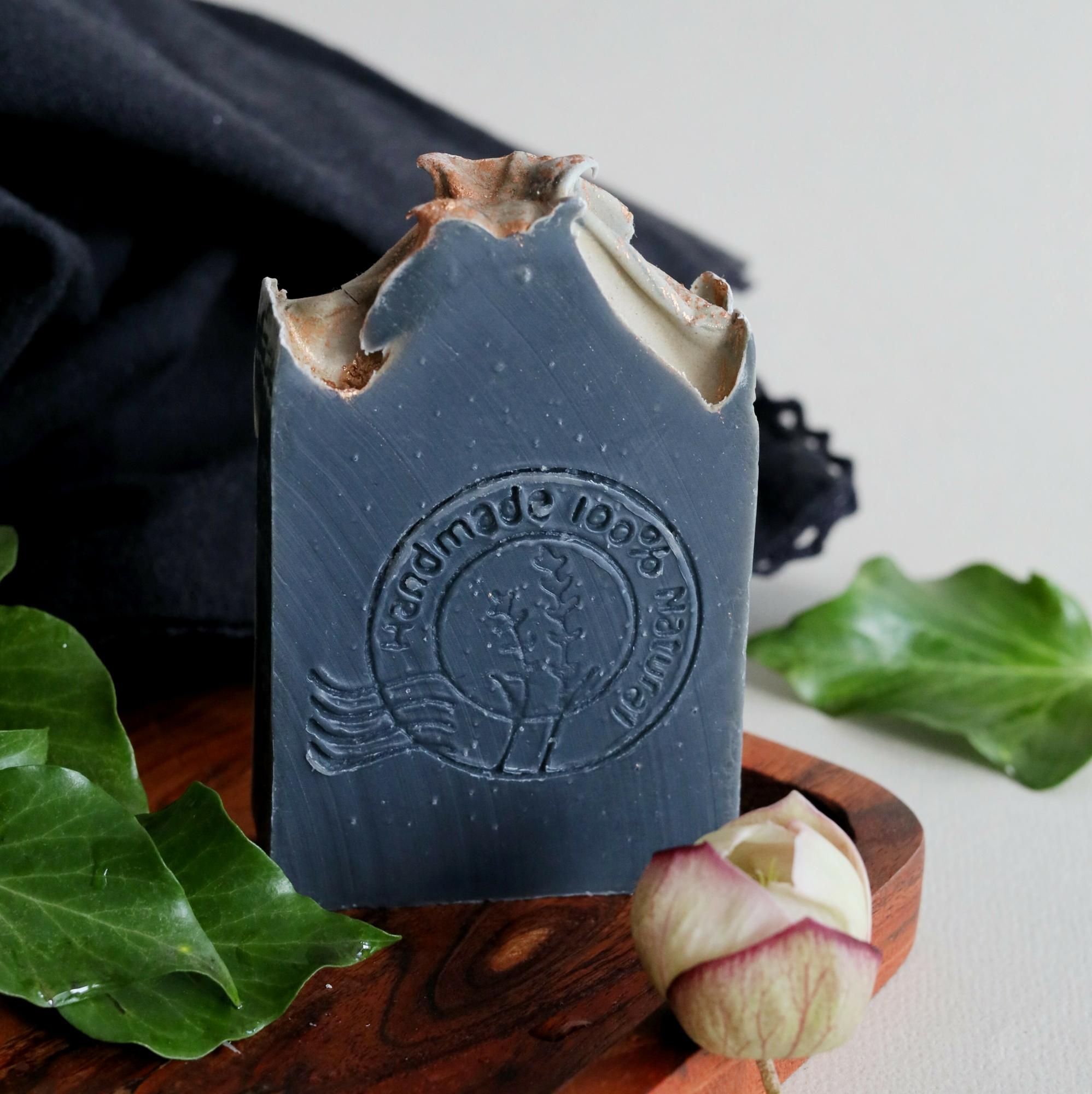 Натуральное мыло "Дерево Гикори и замша""