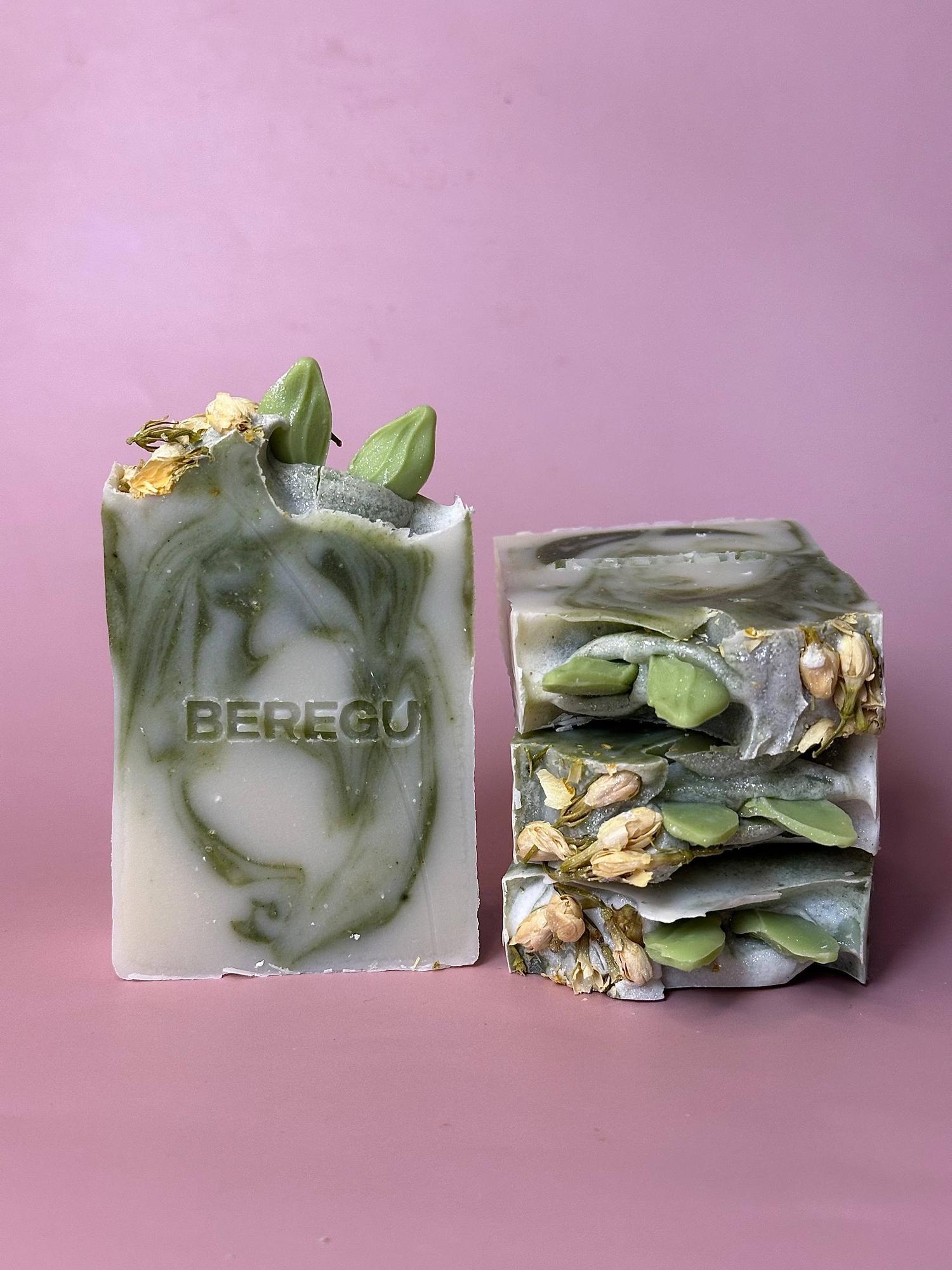 Натуральное мыло "Белая гардения"