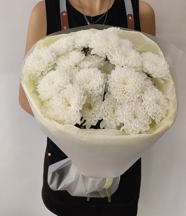 Букет с 5 хризантемами