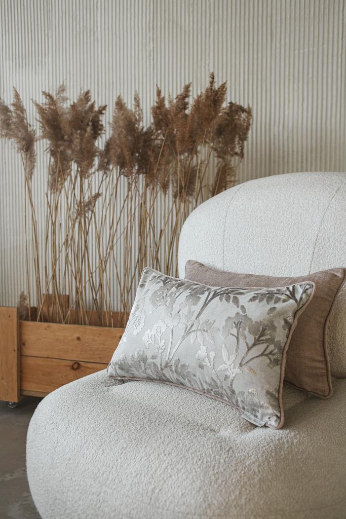 Подушка декоративная "Flower history"