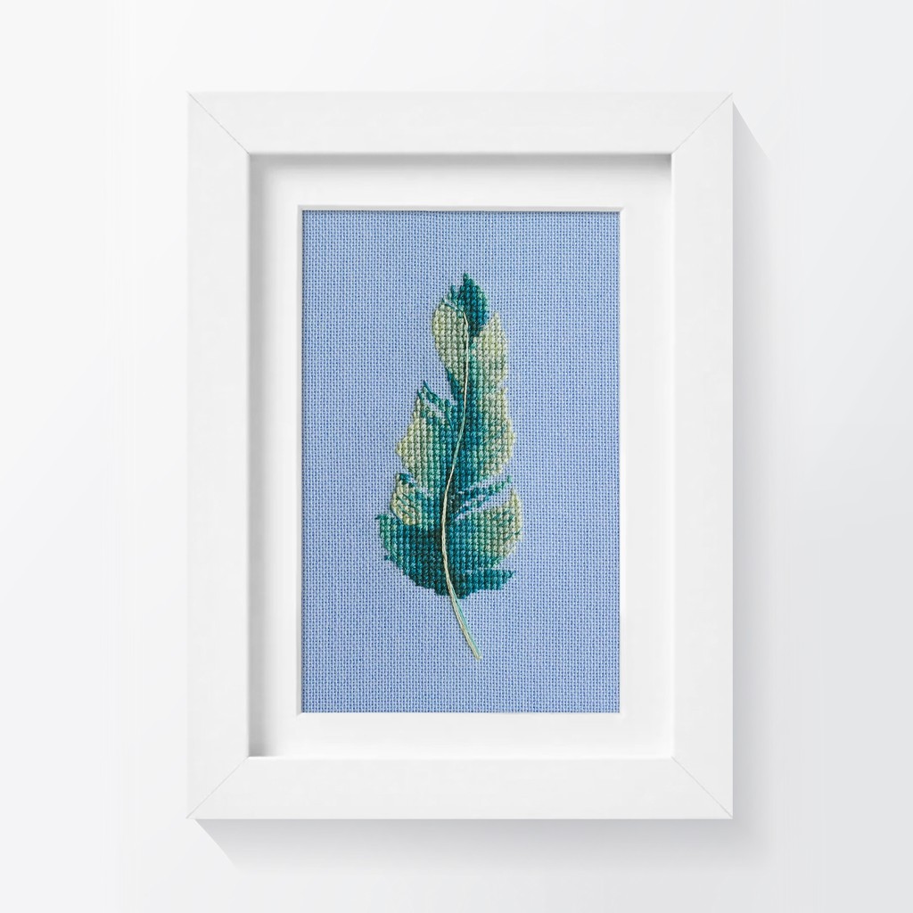 ЗЕЛЕНОЕ ПЕРЫШКО